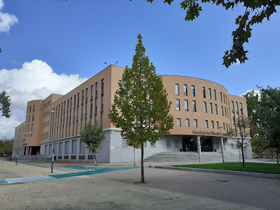 Facultad de Filosofía y Letras . Universidad de Valladolid (FyL-UVa)